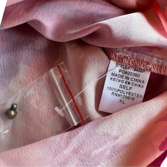 ENTRO | Flutter Ruffle Sleeve Floral Top Size:XL - Picture 7 of 8